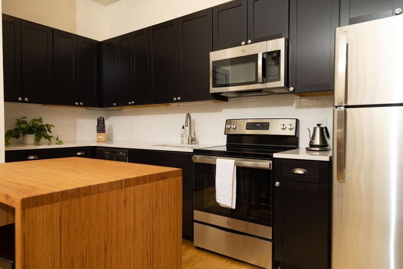 דירות רואנוק Luxury Multi-Unit Historic Building Near Downtown מראה חיצוני תמונה