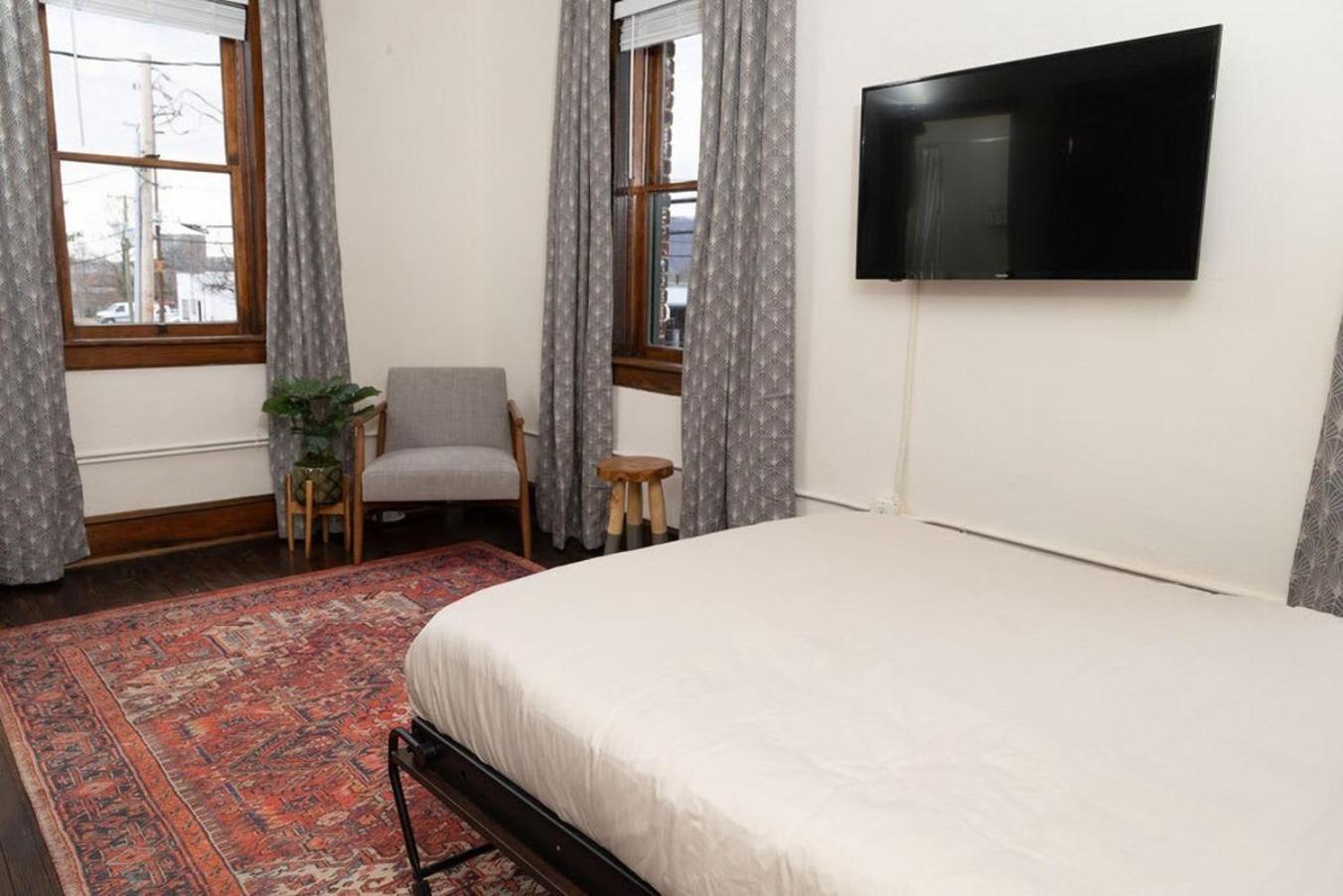 דירות רואנוק Luxury Multi-Unit Historic Building Near Downtown מראה חיצוני תמונה