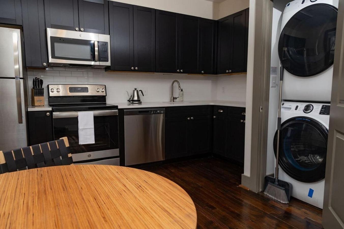 דירות רואנוק Luxury Multi-Unit Historic Building Near Downtown מראה חיצוני תמונה